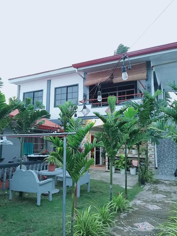 Zia Homestay Burgos  Екстериор снимка