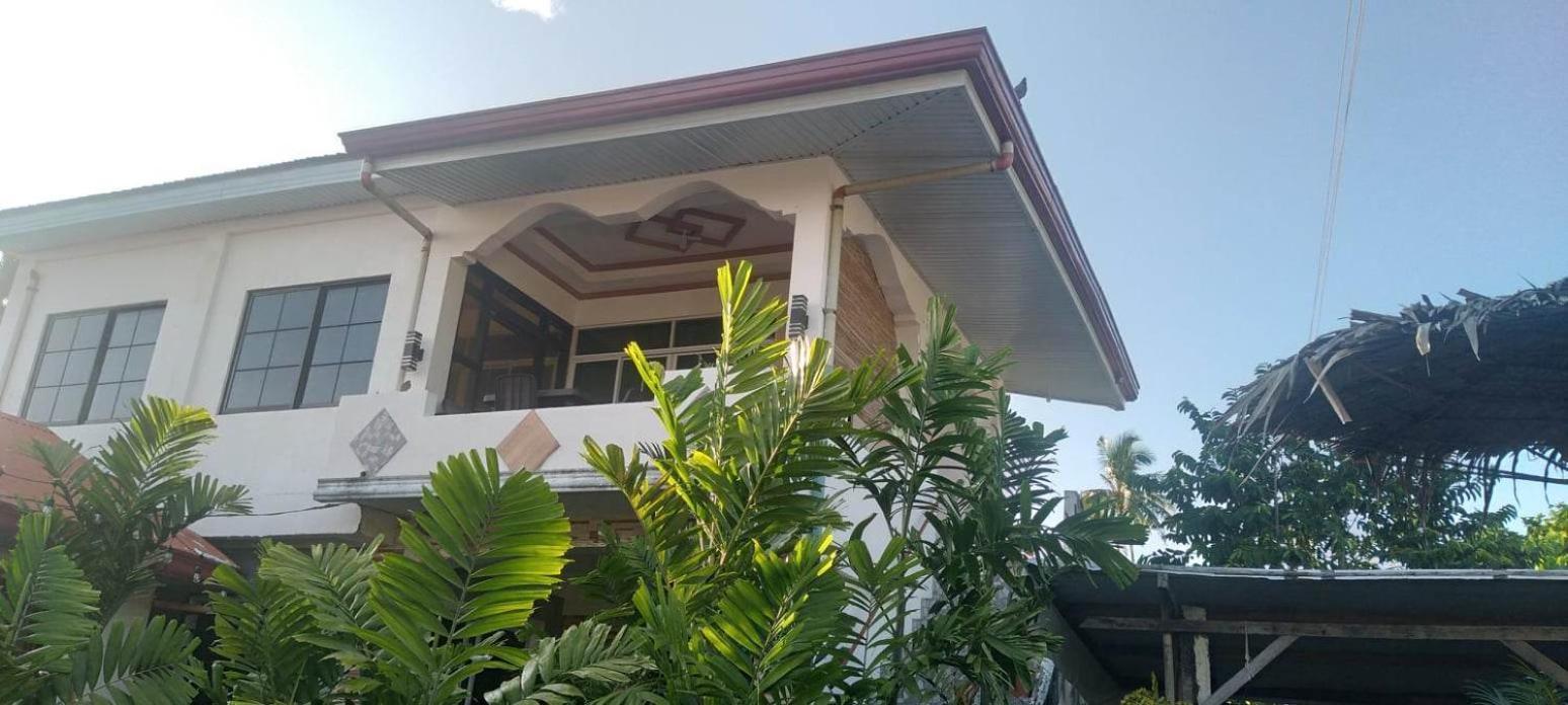 Zia Homestay Burgos  Екстериор снимка
