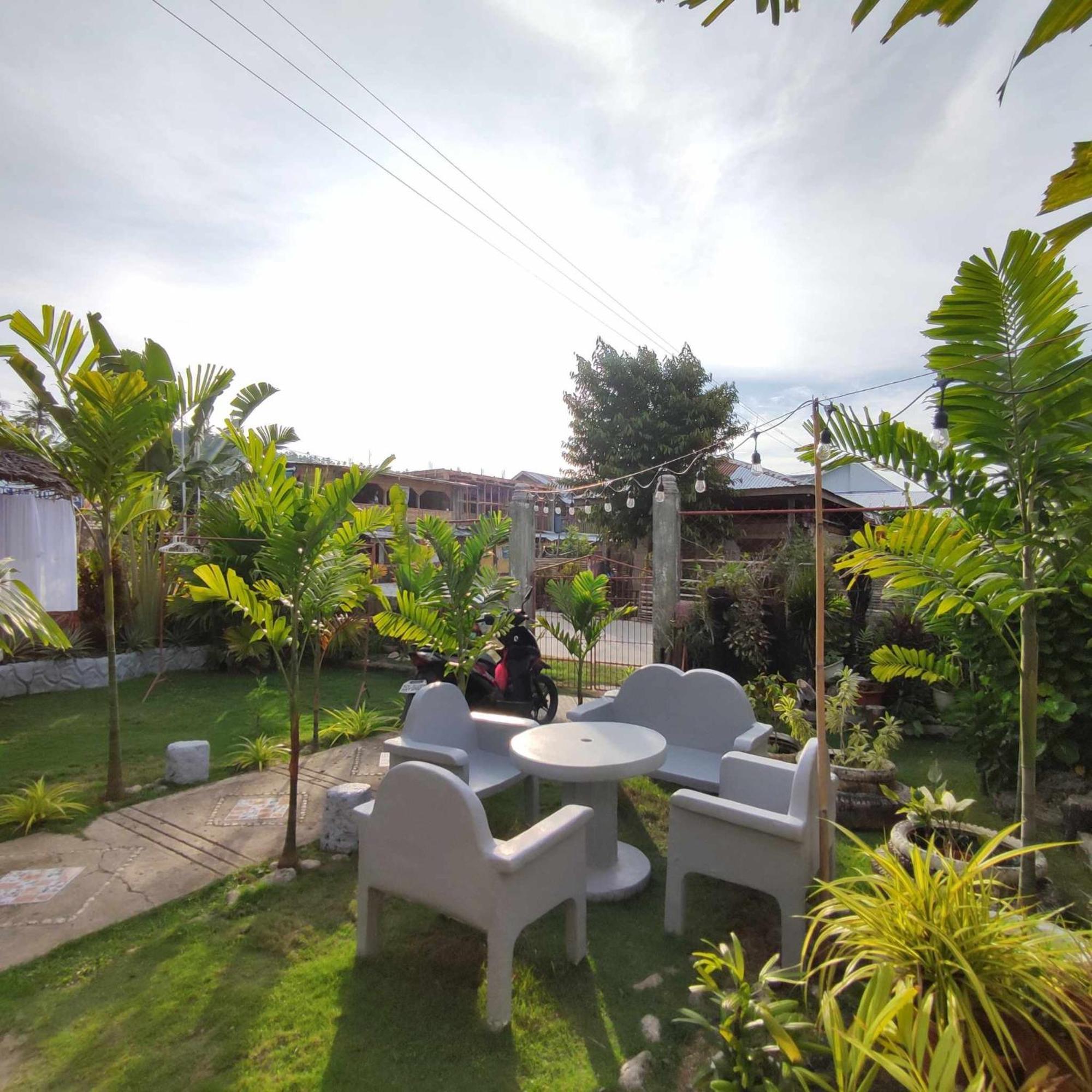Zia Homestay Burgos  Екстериор снимка
