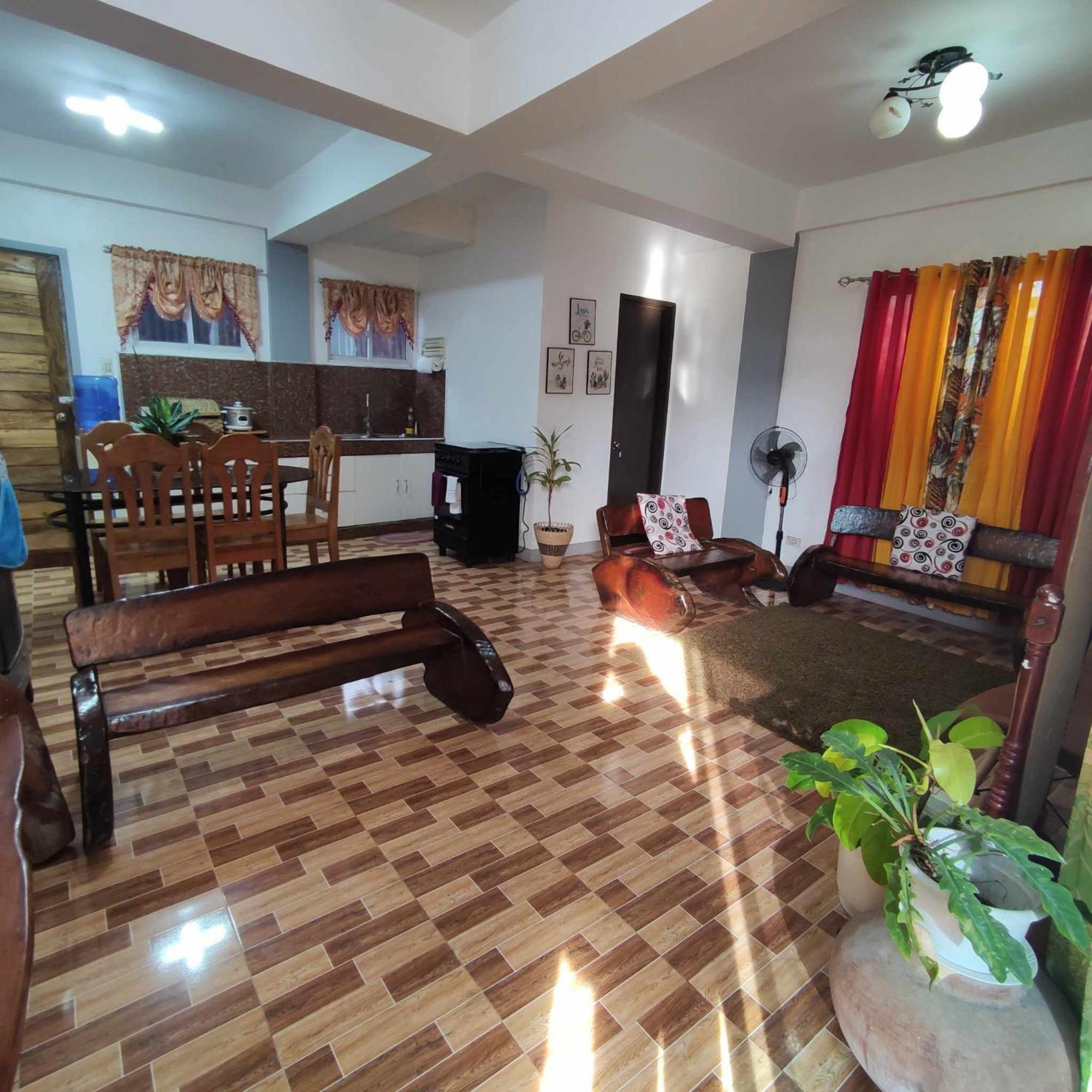 Zia Homestay Burgos  Екстериор снимка