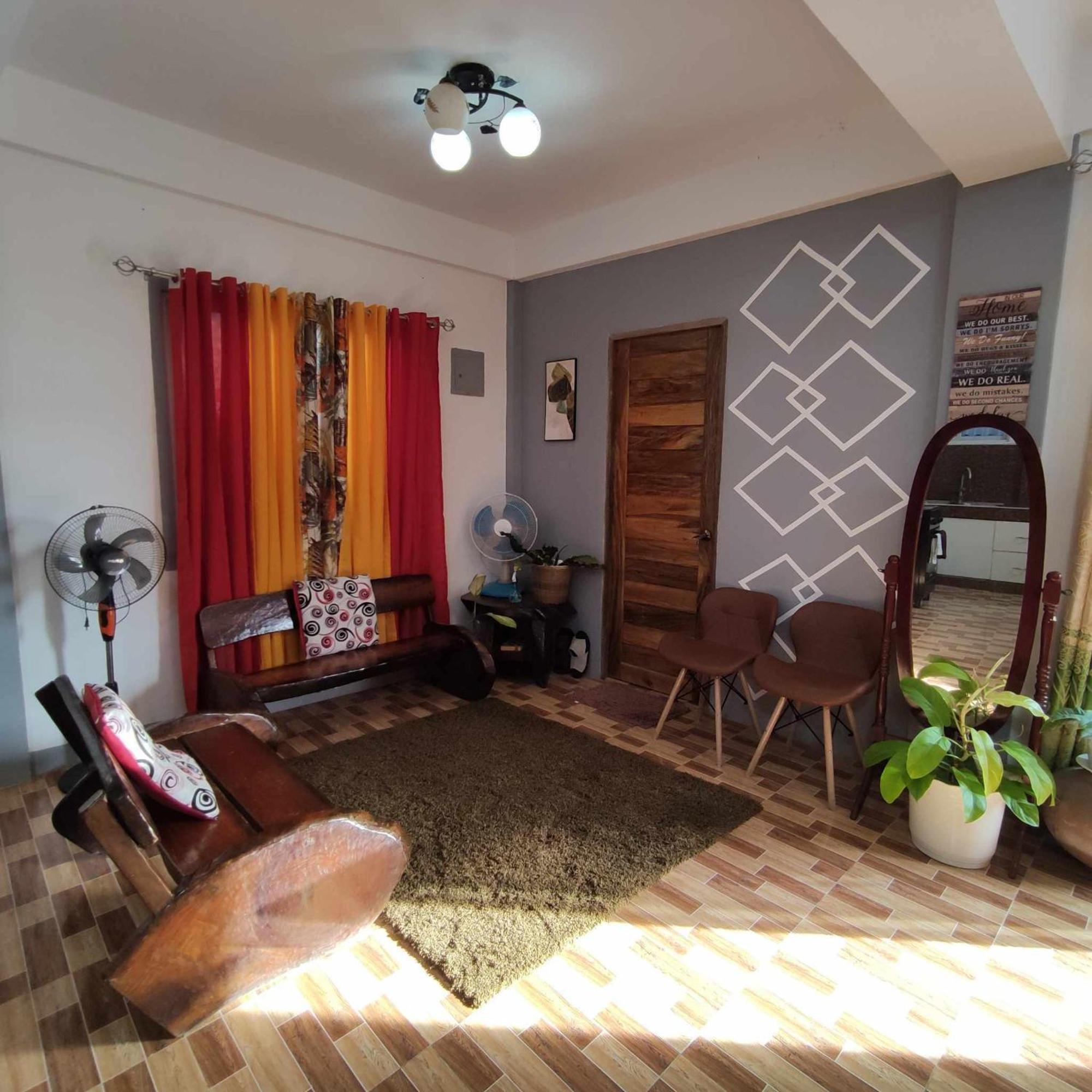 Zia Homestay Burgos  Екстериор снимка