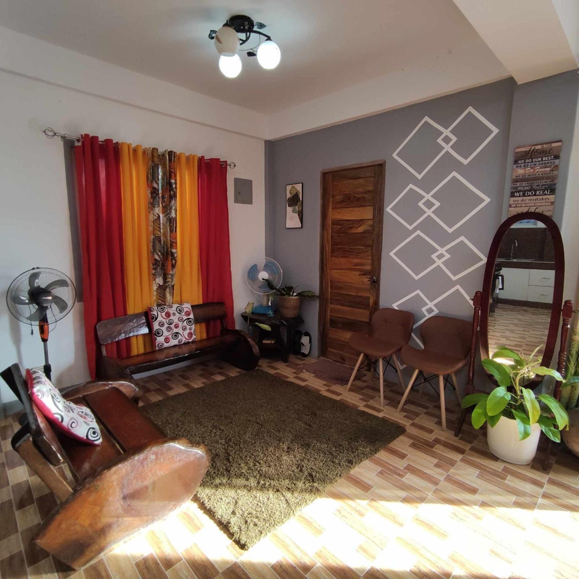 Zia Homestay Burgos  Екстериор снимка
